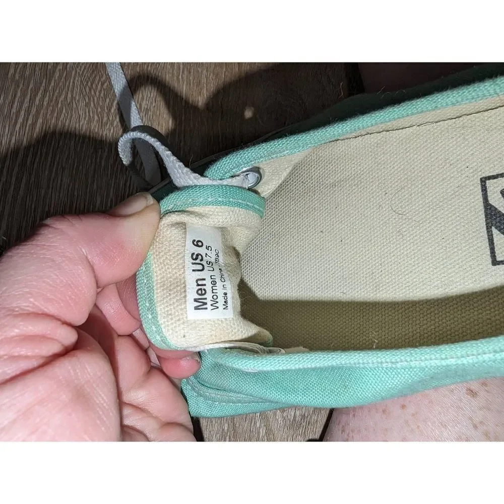 VANS Women Sz 7.5 M Green Lace Up Fashion‎ Sneakers Fabric Shoe